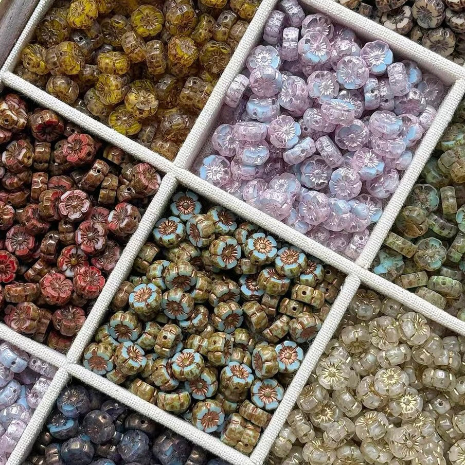 Hawaiian Flower Czech Beads