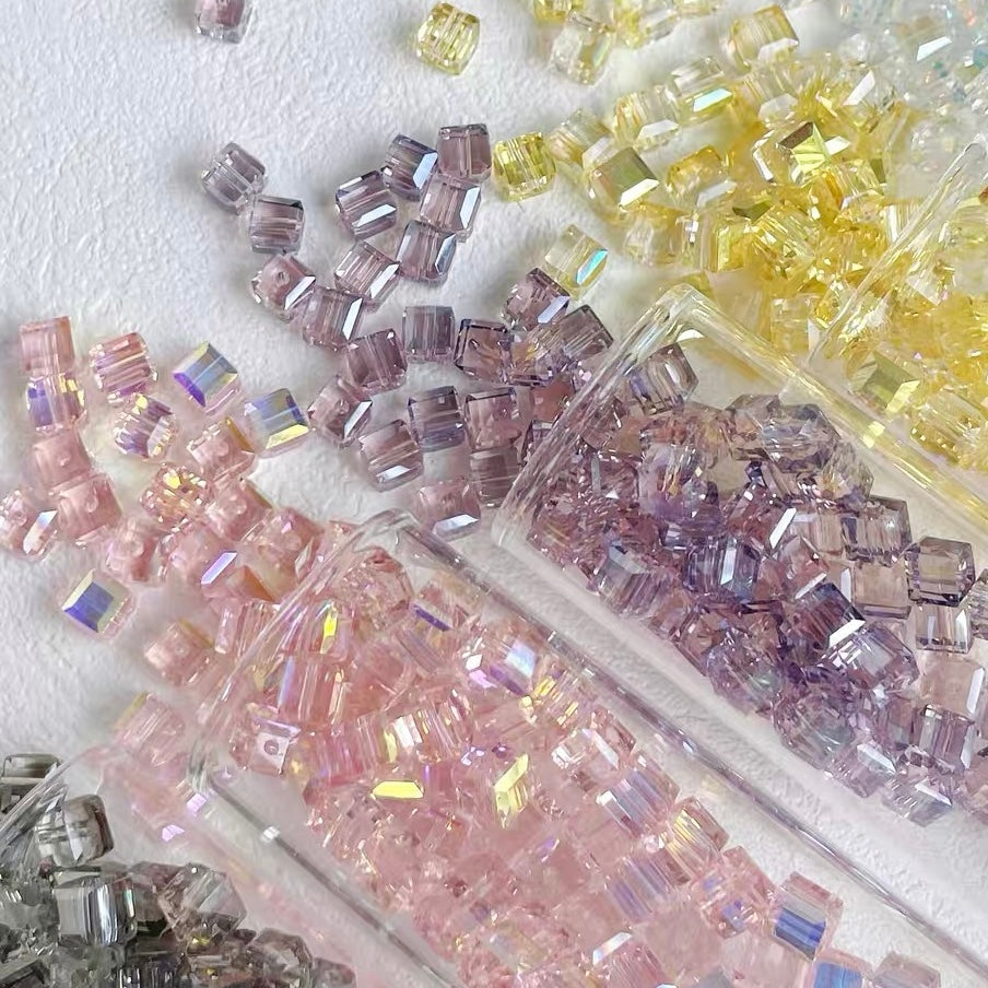 3D Iridescent Square Beads