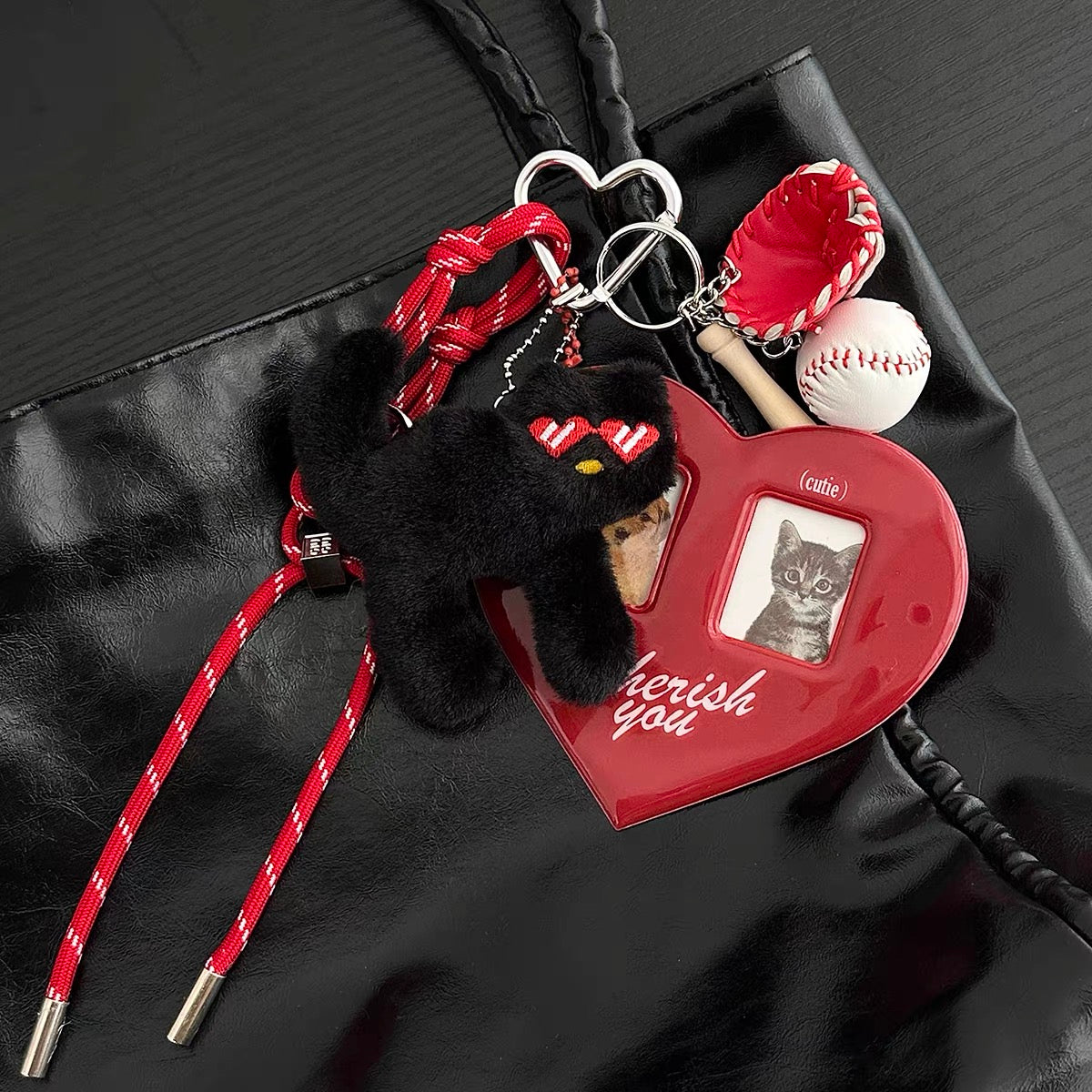 Plush Kitten & Big Heart Photo Card Holder Bag Charm & Phone Chain