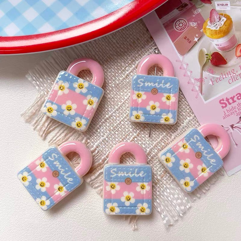 Flower Handbags & HK Rainbow Acrylic Cube Beads