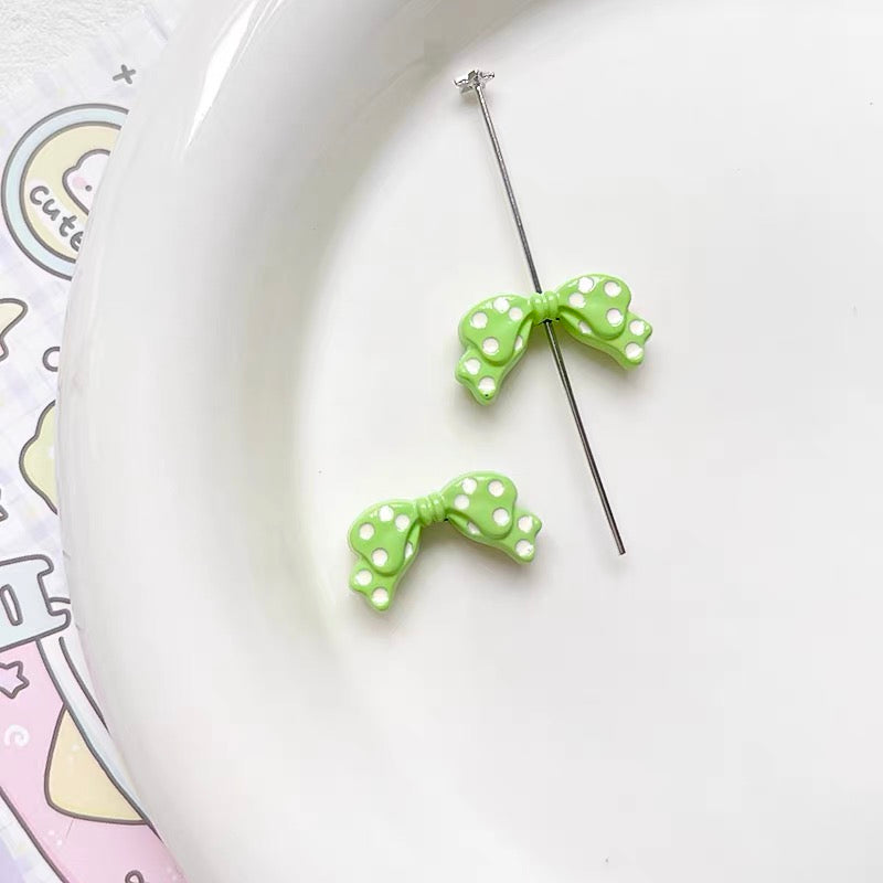 Polka Dot Bowknot Alloy Enameled 3D Beads