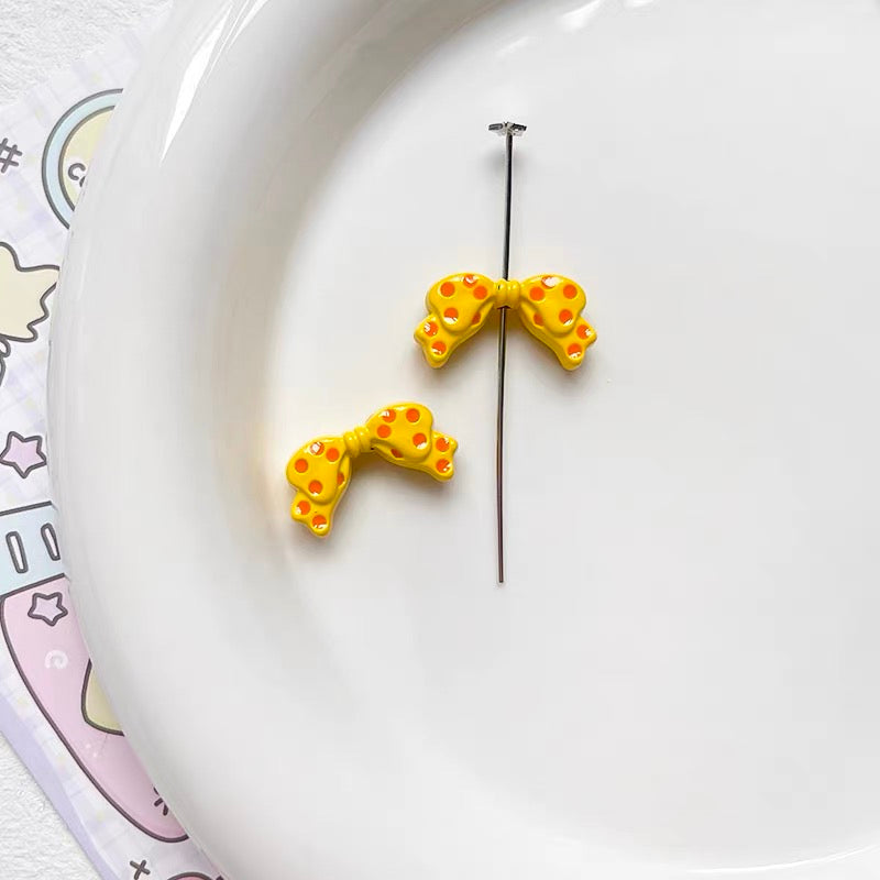 Polka Dot Bowknot Alloy Enameled 3D Beads