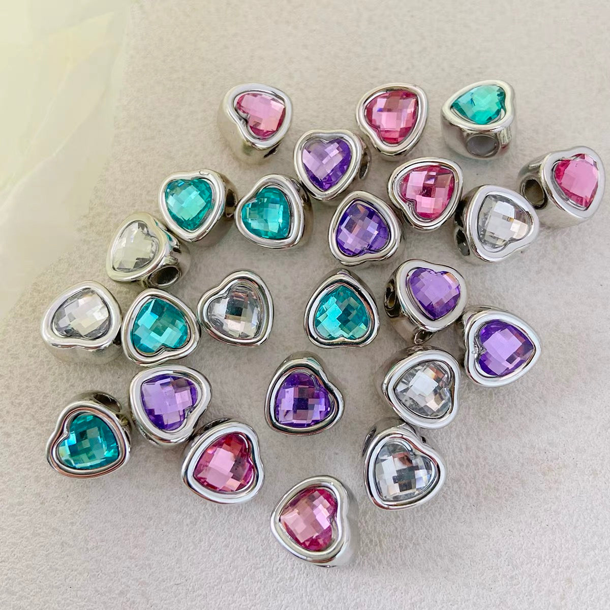Versatile Heart-Shaped Colored Diamond Beads
