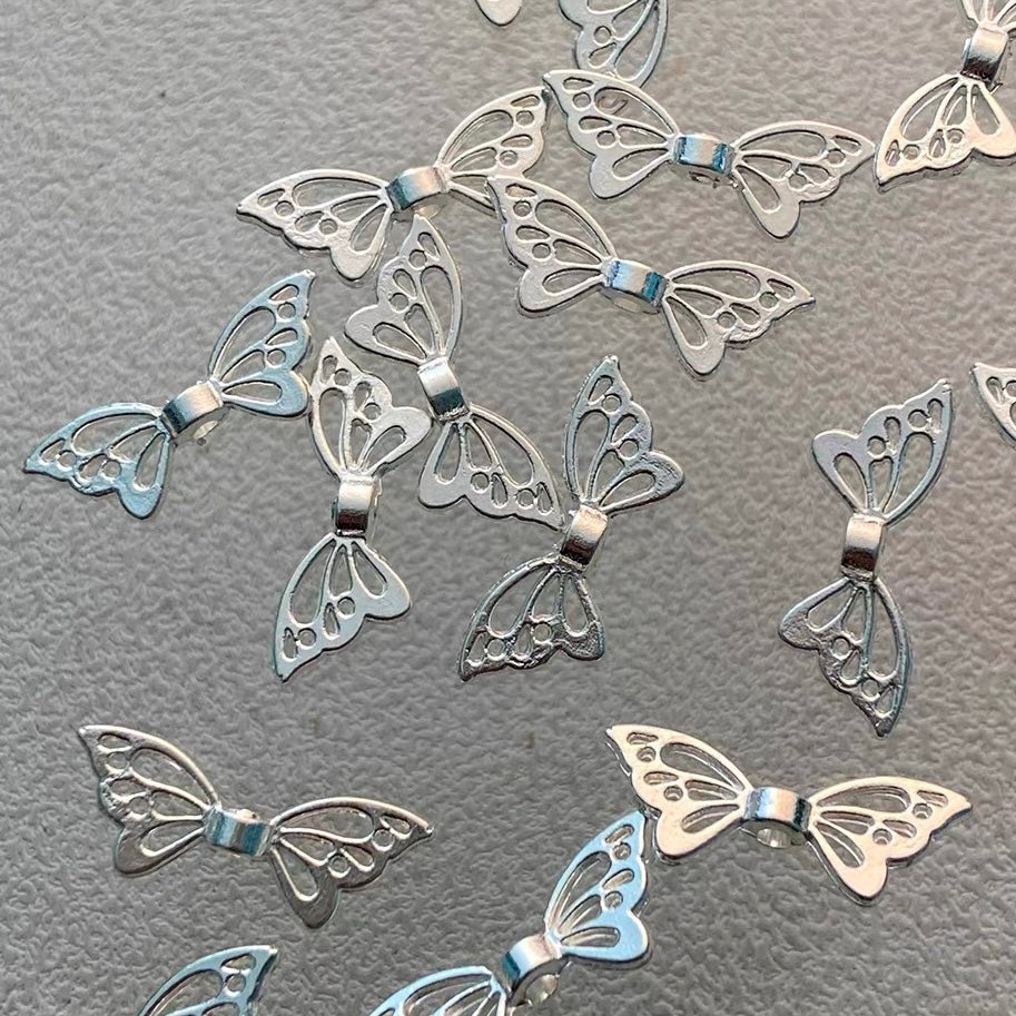 Butterfly Pendant Beads Strung with Alloy Plated in Bright Silver