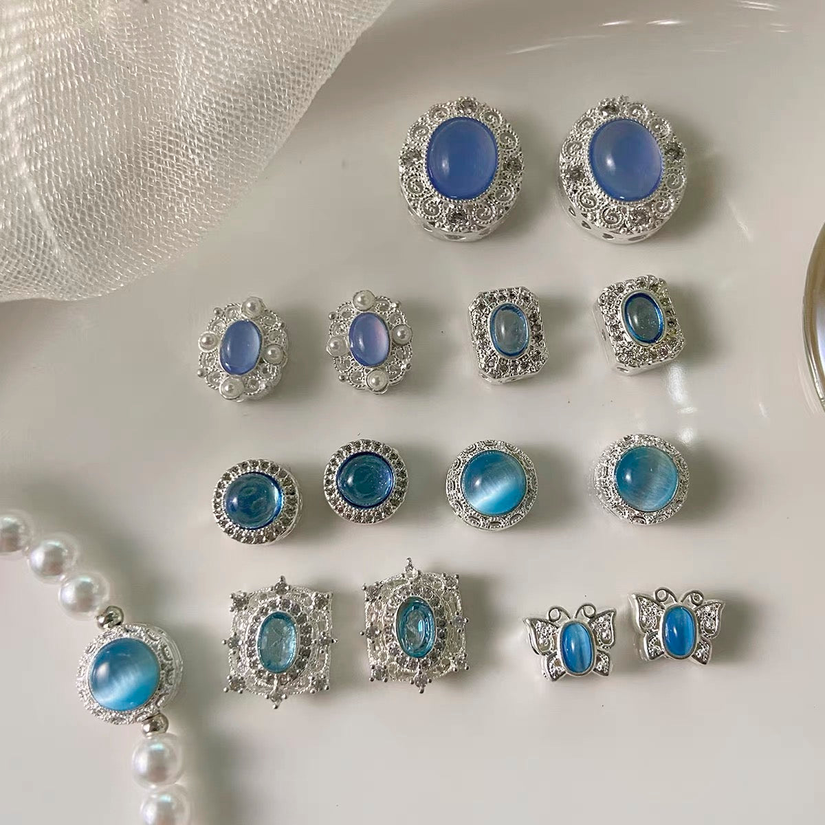 Copper-Plated Silver Cat's Eye Beaded Strand with Diamond Inlay