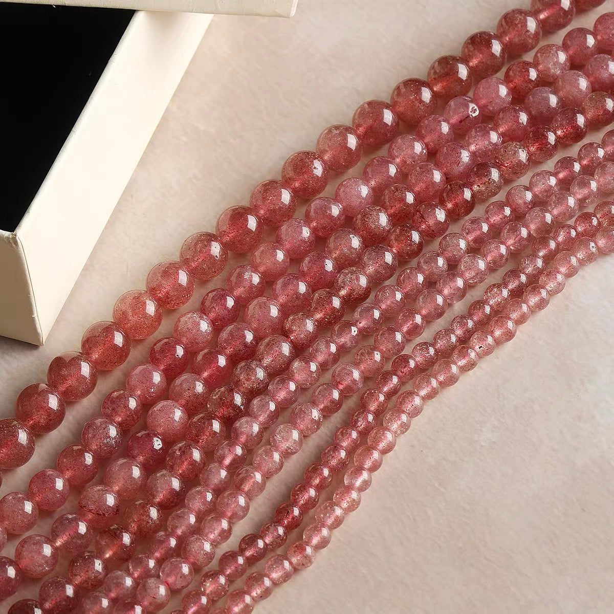 Natural strawberry quartz round bead