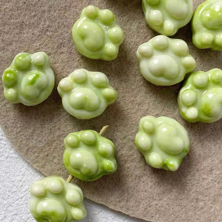 Shell Powder Pressed Cat Paw Beads