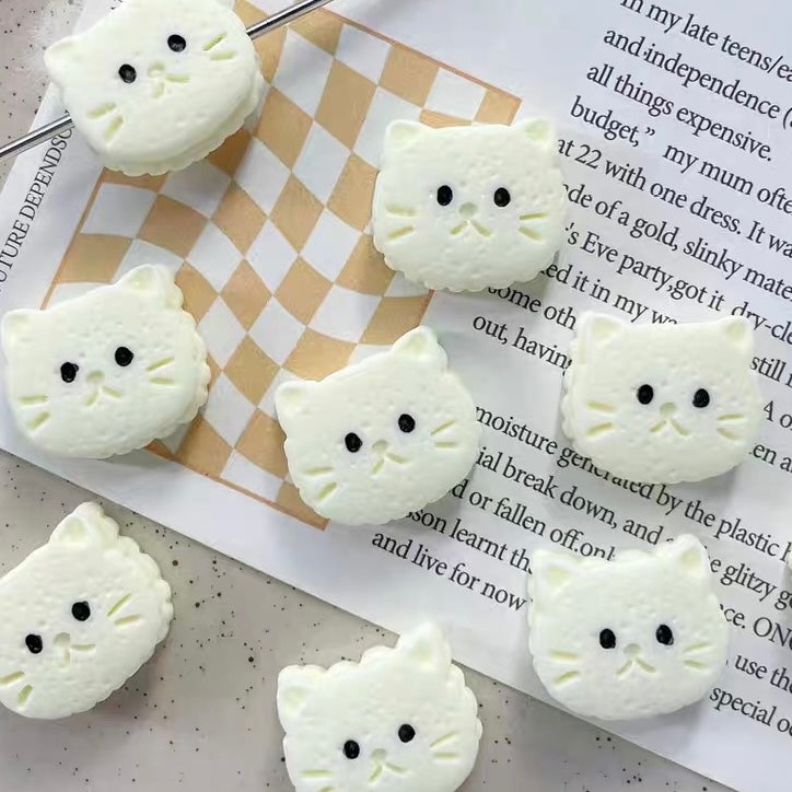 Resin Cartoon Cat & Rabbit Pressed Beads
