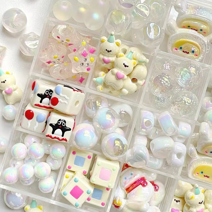 White Cute Acrylic Beads