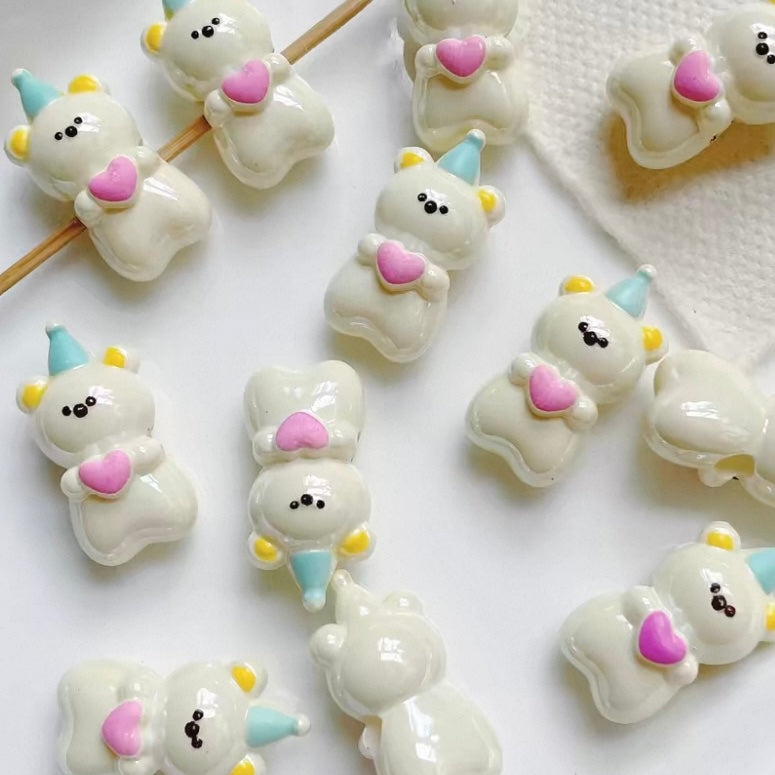 White Cute Acrylic Beads