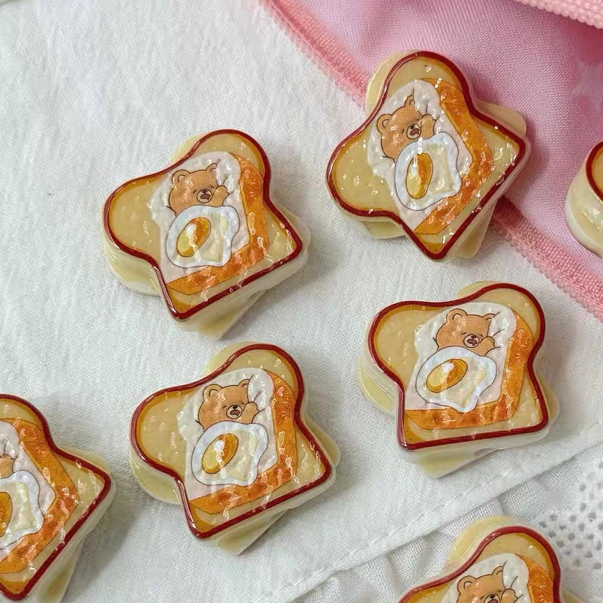 HK Bear Cute Resin Toast Beads