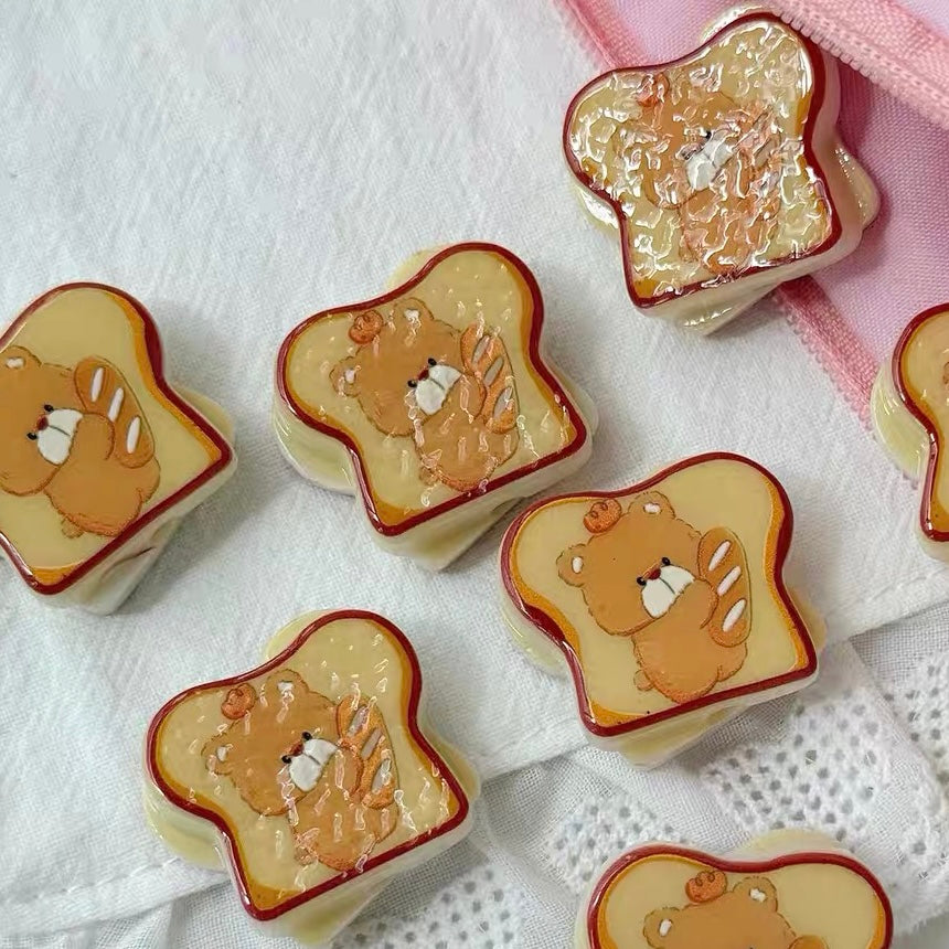 HK Bear Cute Resin Toast Beads