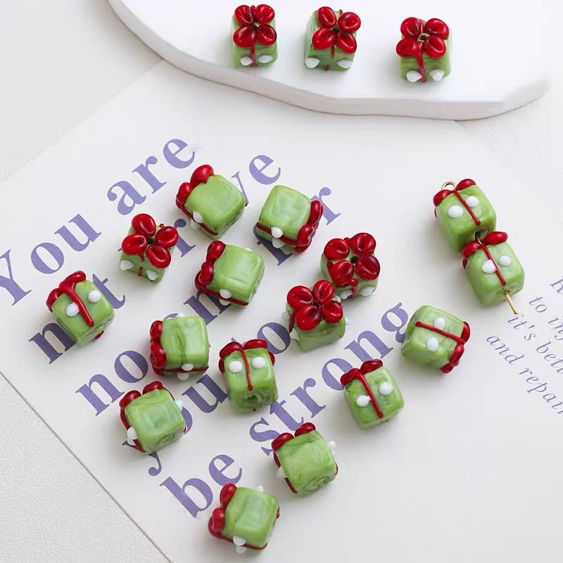 Christmas Gift Box Glazed Beads