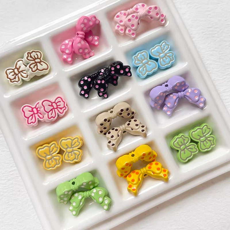 Polka Dot Bowknot Alloy Enameled 3D Beads