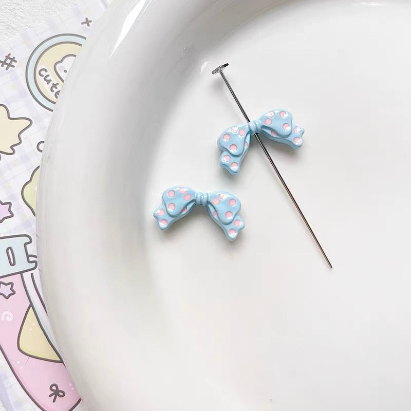 Polka Dot Bowknot Alloy Enameled 3D Beads
