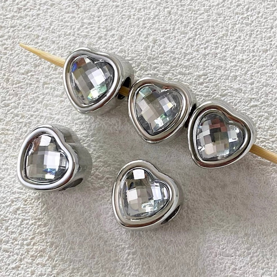 Versatile Heart-Shaped Colored Diamond Beads